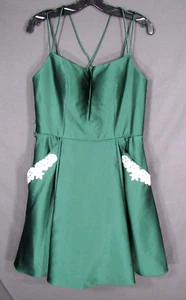 BLONDIE NITES STACY SKLAR Cocktail Dress EMERALD GREEN SATIN Prom/Party/Club 11 - Picture 1 of 4