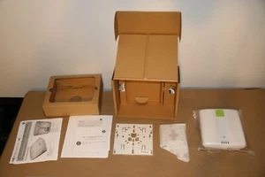 HP J9590A Wireless Access Point MRLBB-1001. hp E-MSM460  (AM)   - Picture 1 of 8