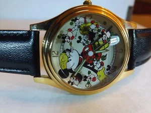 Disney Mens Vintage Mickey Mouse Watch (Mickey's Nightmare)-(Adventure)-Rare-New - Picture 1 of 13