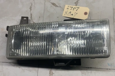 Faro delantero izquierdo del conductor Chevy Express 1500 SAVANA 1996-2002 OEM Foto 1 de 4