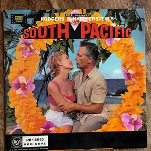 SOUTH PACIFIC MOTION PICTURE SOUNDTRACK EX(sleeve)/EX+ VINYL LP / + PAGES - Picture 1 of 12