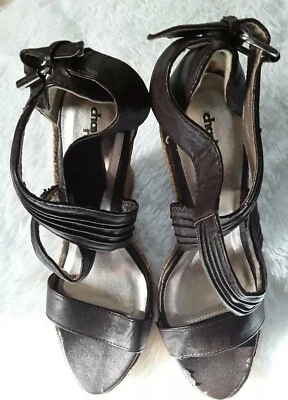 Sandalias Charlotte Russe para mujer con correa de cuña talla 8 marrón Foto 1 de 4