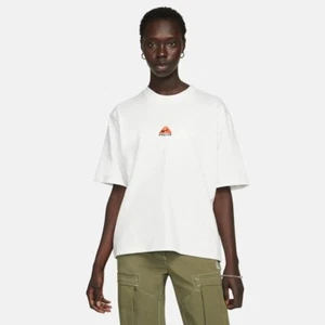 Size XS - Nike ACG Shirt Womens White Sail Loose Fit Crop Boxy Tee (DQ2890-122) - Picture 1 of 3