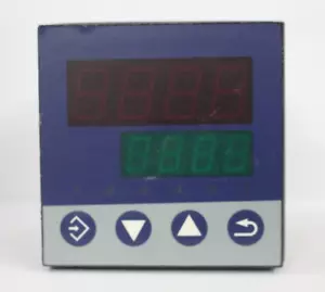 JUMO GTLC300-113112 (702034/8-3112-23) TEMPERATURE CONTROLLER AC 110...240V, - Picture 1 of 4