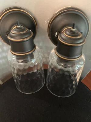 Electric Wall Sconce's (2) In House or Porch Foto 1 de 4