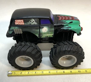 Lewis Galoob Toys 1990 excavadora de tumbas 11 pulgadas 4x4 motorizada - funciona con problema LEER - Imagen 1 de 12