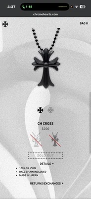 Collar Cruz Silicona Negro Corazones Cromo  Foto 1 de 4