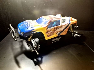 Vintage Duratrax Evader Ext Roller Slider 1/10 UPGRADES graphite Stadium truck - Picture 1 of 7