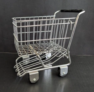 Mini Carrello della Spesa Vintage Cromato Da Collezione Bambola Taglia Funky Decor Cesto Frutta - Foto 1 di 7