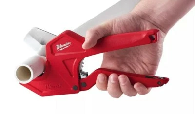 Milwaukee CANADA 1-5/8-inch Ratcheting PVC Cutter - Image 1 of 4