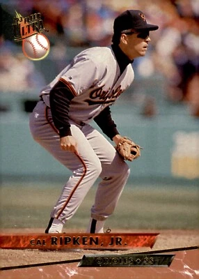 S6R12: 1993 Fleer Ultra Baseball Card Pick 501-650 - Image 1 of 2