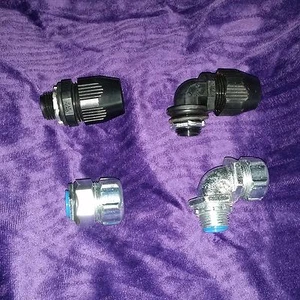 T & B 1/2' LIQUIDTIGHT CONNECTOR XTRAFLEX BULLET STEEL insulated CHASE Fitting - Picture 1 of 5