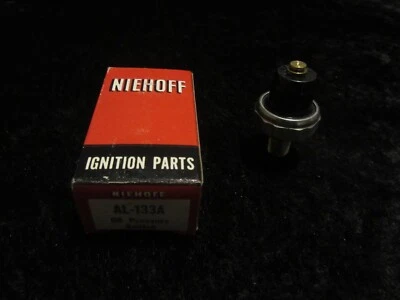 NOS 1957-1966 Chrysler DeSoto Dodge Plymouth MOPAR Niehoff Oil Pressure Switch Foto 1 de 3