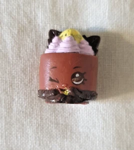 Shopkins character 3-001 Cheese Louise Season 3 Bakery Ultra Rare - Bild 1 von 2