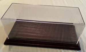 “Thomas Pacconi” Wood / Acrylic Model Display Case -  1:24 / 1:25. - Picture 1 of 9