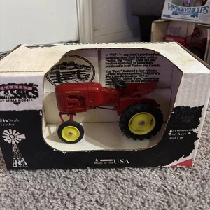 NEW ERTL 1947 MASSEY HARRIS FERGUSON PONY TRACTOR 1/16 NIB USA SCALE MODELS - Picture 1 of 3