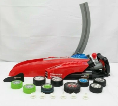 Fly Wheels Rapid Fire Launcher With Mixed Lot of 9 Wheels  TY - Image 1 of 4