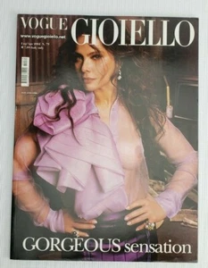 Vogue Gioiello Magazine - July/Aug. - 2004 - N°79 - Conde Nast Edition - Italy - Picture 1 of 5