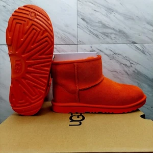 UGG Big Kids Classic Mini II Red Cherry Pie Boot Original 1017715K Youth Size 6 - Picture 1 of 13