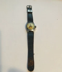 SCHNEEWEISS Walt Disney Productions WDP Uhr US Time 01M35 USA funktioniert nicht - Bild 1 von 7