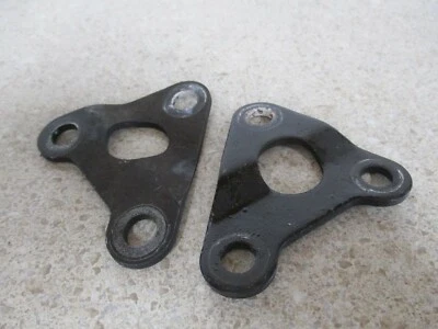 2007 SUZUKI DRZ 125L UPPER MOTOR MOUNT PLATE HANGERS SET, 41991-08G00, M151 - Image 1 of 4