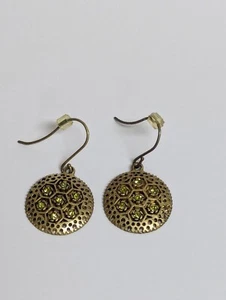 Pretty Round Gold Tone Faux Peridot Green Pierced Earrings - Picture 1 of 4