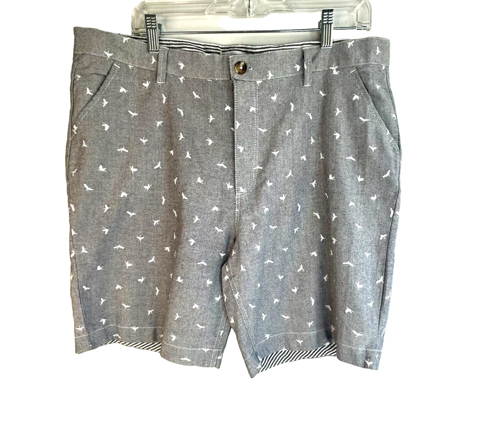Sovereign Code Men's Gray Flat Front Bird Print Chino Shorts Size XL NWT - Image 1 of 4