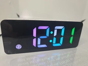 Sveglia da parete scrivania display digitale led con calendario temperatura data M H9 - Foto 1 di 7