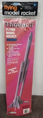 Estes Trident II #2033 New Model Rocket Kit Rare NOS Free Shipping! No Reserve! - Image 1 of 4