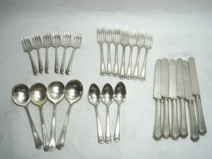 27 Pezzi Oneida Community Queen Bess I Tudor Piatto Vintage Argenteria Posate - Foto 1 di 3