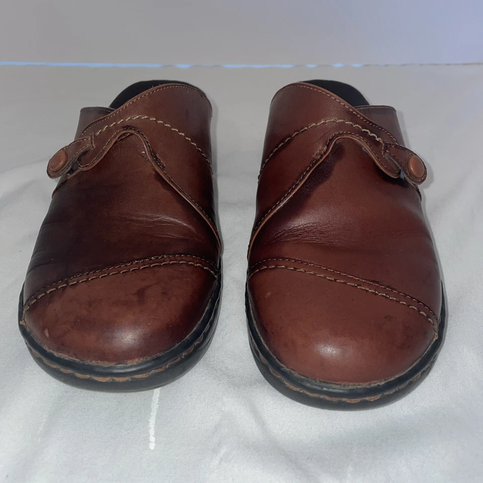 Zuecos Bjorndal Ivy de cuero marrón mulas tacón de cuña zapatos cómodos para mujer 7,5 M Foto 1 de 4