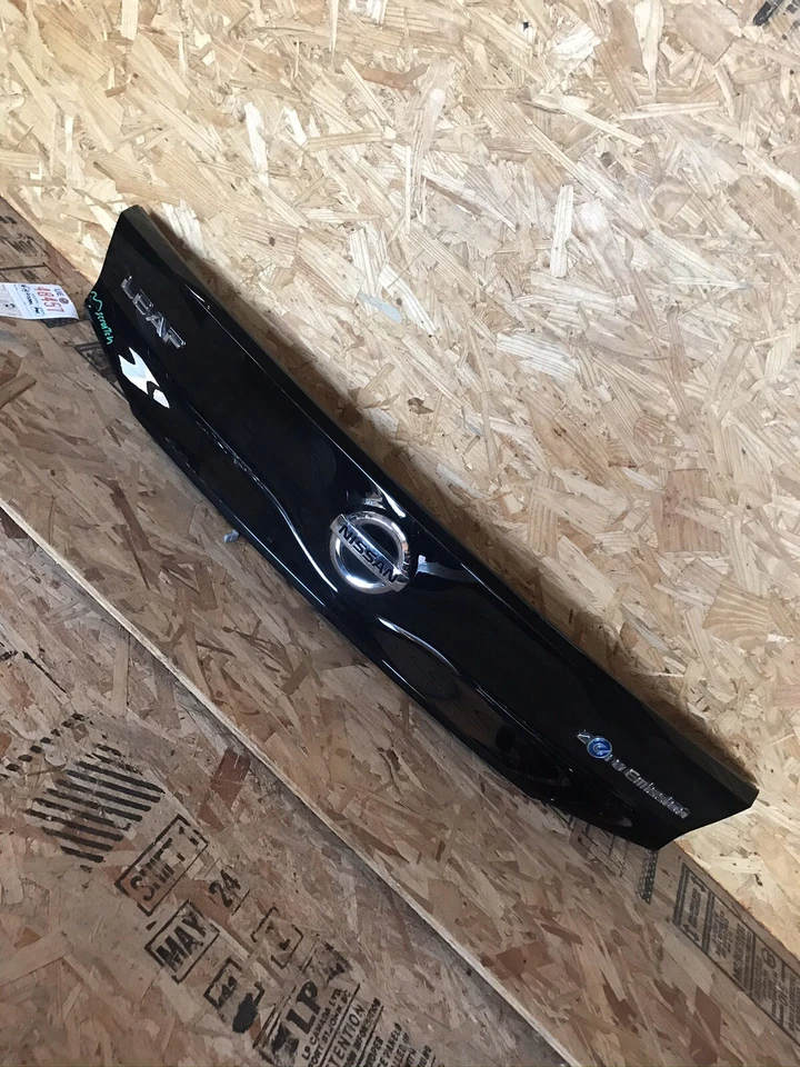 Nissan Leaf 2018 2019 puerta trasera moldura OEM Foto 1 de 4