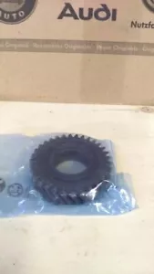 Genuine VW 02A311361BG 02A 311 361 BG 5-Speed 33/45 Gear for Ibiza Superb Golf - Picture 1 of 2