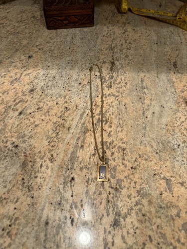 Collana Dior Placcata in oro. 10 pollici