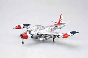 Easy Model 1/72 USAF F-84G Air demonstration flight team "THUNDERBIRDS" #36801 - Picture 1 of 5