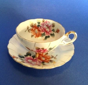 Ucagco Footed Teacup And Saucer - Pink Mums And Gold Accents - Vintage - Japan - Picture 1 of 11