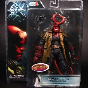 Mezco Hellboy Battle Damaged HB 7" Action Figure Exclusive 1/12 Scale Doll - Picture 1 of 8