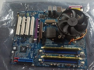 PŁYTA GŁÓWNA ASROCK 4COREDUAL-SATA2 z procesorem i pamięcią RAM - Zdjęcie 1 z 8