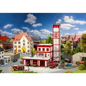 Faller H0 130159 - Moderne Feuerwache Bausatz Neuware - Bild 1 von 5