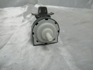 FABRICANTE DE EQUIPOS ORIGINALES Frigidaire Unidad de Pila Lavadora/Secadora Lavadora Sensor 5304504885 (Lote #30) - Imagen 1 de 4