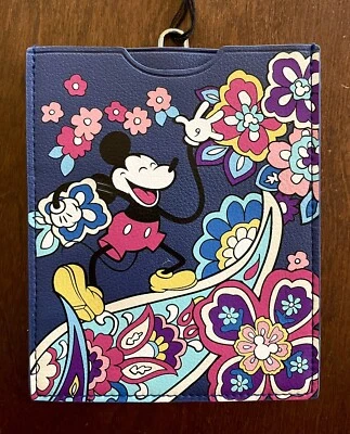 CARTERA PASAPORTE DISNEY x Vera Bradley en Sensational Six Paisley (segura RFID) NUEVA CON ETIQUETAS Foto 1 de 4