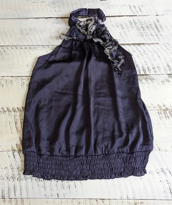 Top Halter Floral Charlotte Russe Talla M De Colección Azul Marino Satinado Cuello Simulado 3D Foto 1 de 4