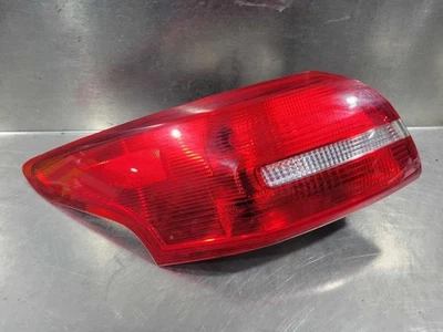 Conjunto de luz trasera izquierda 15 16 17 18 FORD FOCUS Foto 1 de 2