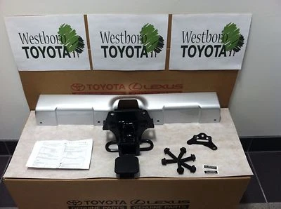 2007-2014 Toyota FJ Cruiser Trailer Hitch Class III Genuine OEM Tow Hitch  Foto 1 de 4