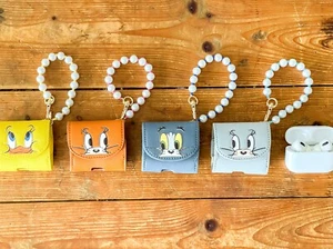 TOM and JERRY × Flapper Friends Synthetic Leather AirPods / AirPods Pro Case - Picture 1 of 22
