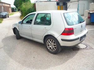 SCHLACHTFEST-VW-GOLF-IV- Bj-1999-4Tür-ZUSTAND+DATEN-siehe Bilder-STOßSTANGE-HINT - Bild 1 von 20