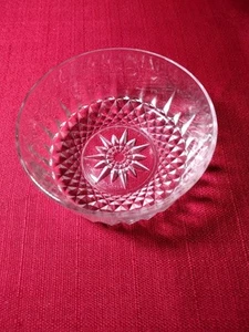 Vintage Arcoroc geschliffenes Glas 5 in Schale Frankreich - Bild 1 von 4