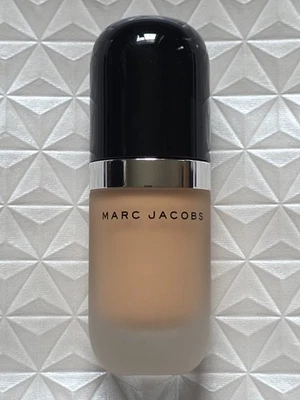 Base de cobertura completa Marc Jacobs 34 BEIGE MEDIANA Re(Marc)Able (0,75 oz.) Foto 1 de 4