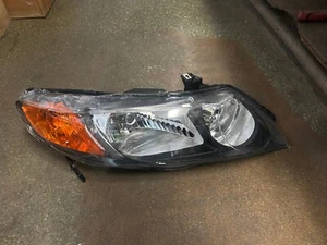 For Honda Civic Sedan 2006-2011 Headlights Headlamp right side - Picture 1 of 2