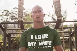 I Love My Wife - She Lets me go Fishing - lustiges T-Shirt bis 5x/ - Bild 1 von 3